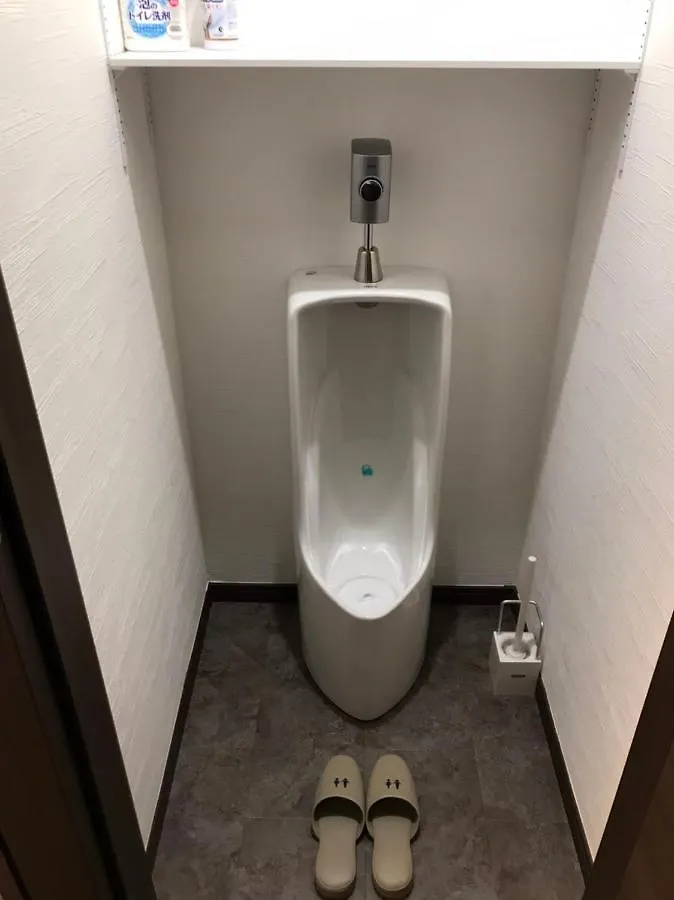 Ak Star Hotel Tokyo 2*,